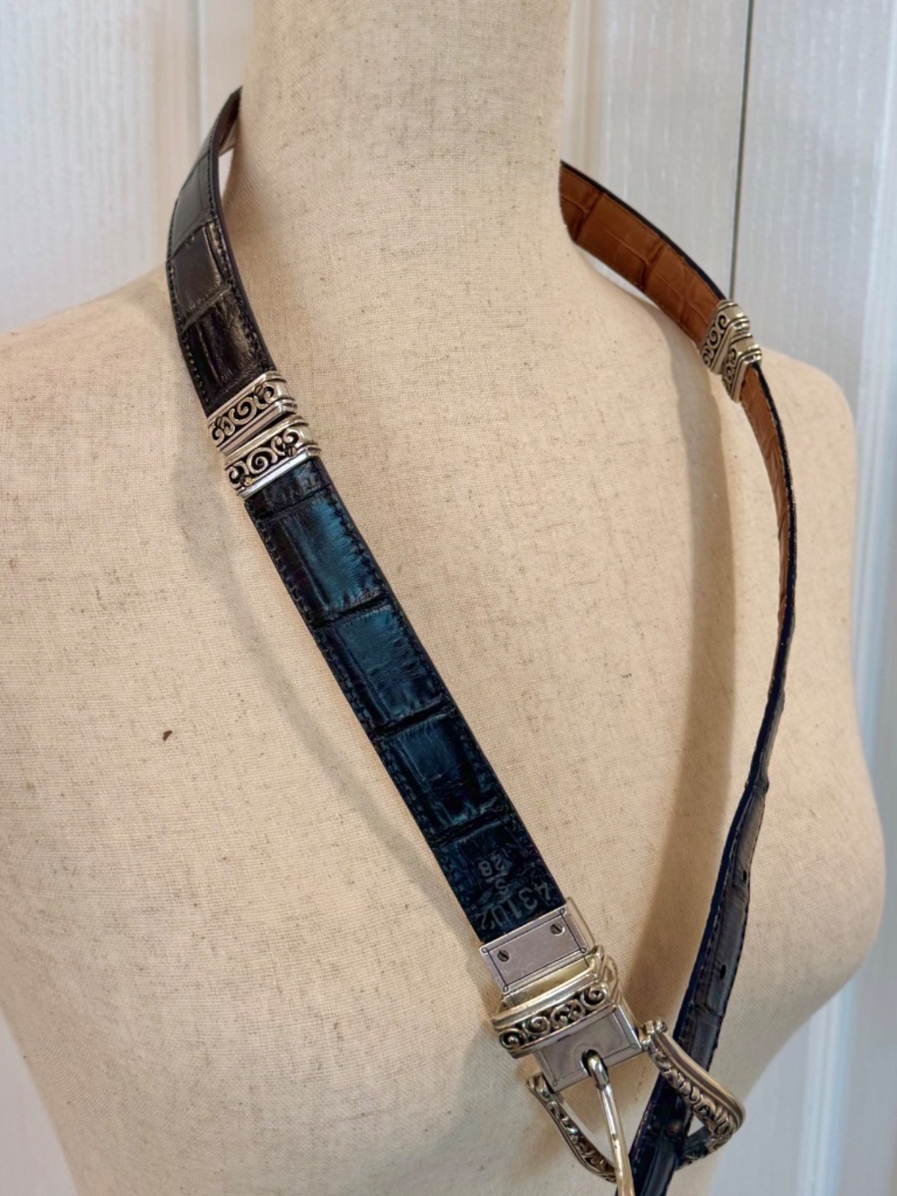 Woman's Small 27"-28" Brighton Reversible Belt Cognac & Black Leather Mock Croc.